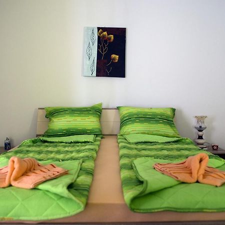 Green Apartment Novi Sad Ngoại thất bức ảnh